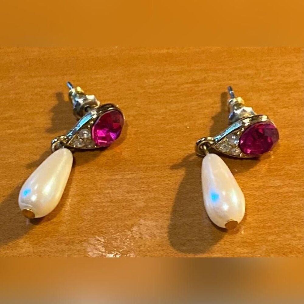 Gold Tone Red Rhinestone Dangle Earrings Women’s Faux Pearl 1" Butterfly Jewelry